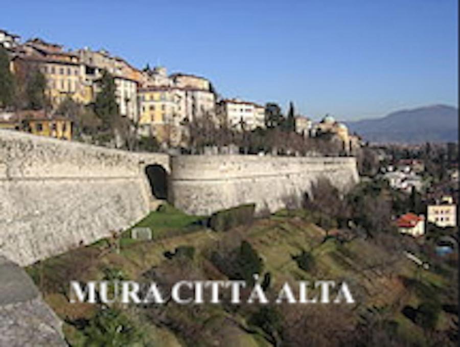 Poncinvs Residence Bergamo Bagian luar foto