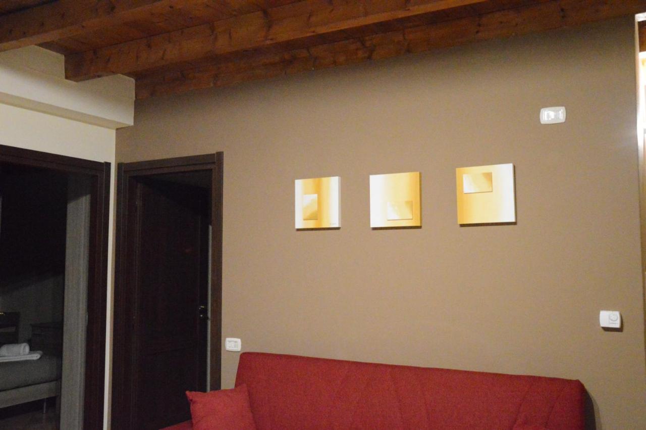 Poncinvs Residence Bergamo Bagian luar foto